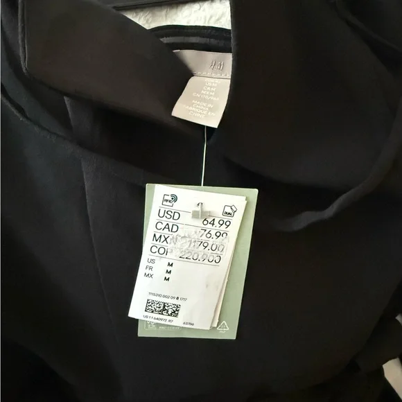 H&M NWT Black Jumpsuit - Picture 4 of 6